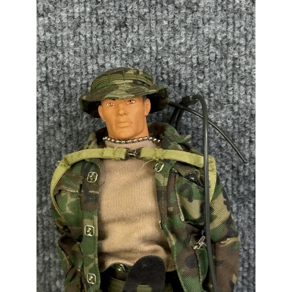 1996 Hasbro G.I. Joe Classic Collection Army Ranger Figure Camo Uniform Complete